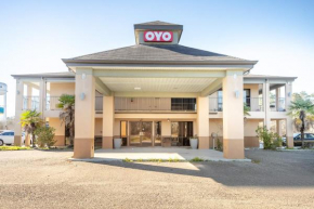 Отель OYO Hotel Kinder  Киндер